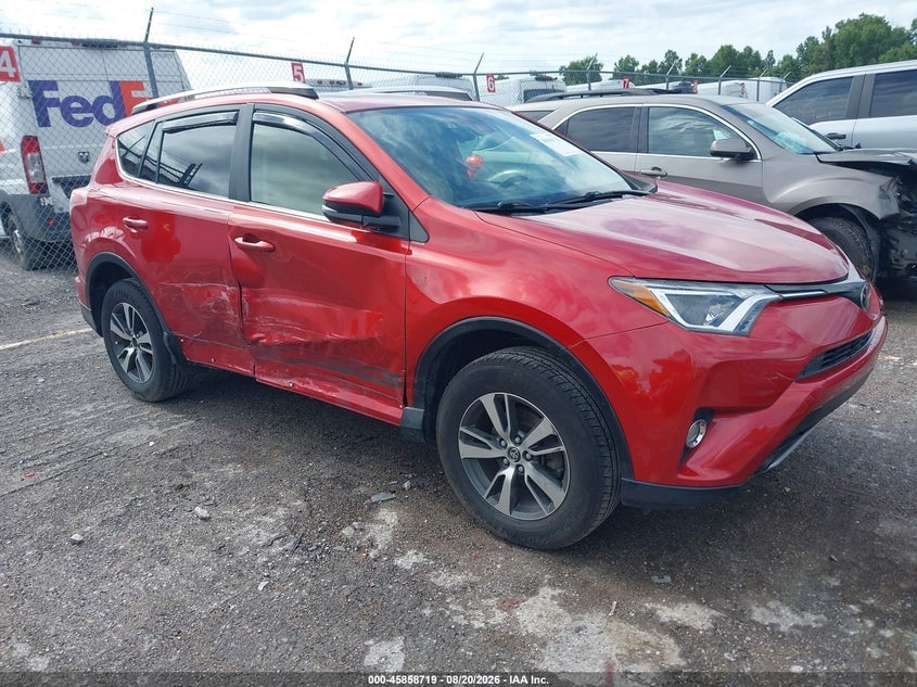2017 TOYOTA RAV4 XLE | JTMWFREV9HJ116787 | UPCARS