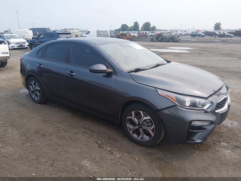 2019 KIA FORTE LXS | 3KPF24AD8KE116747 | UPCARS