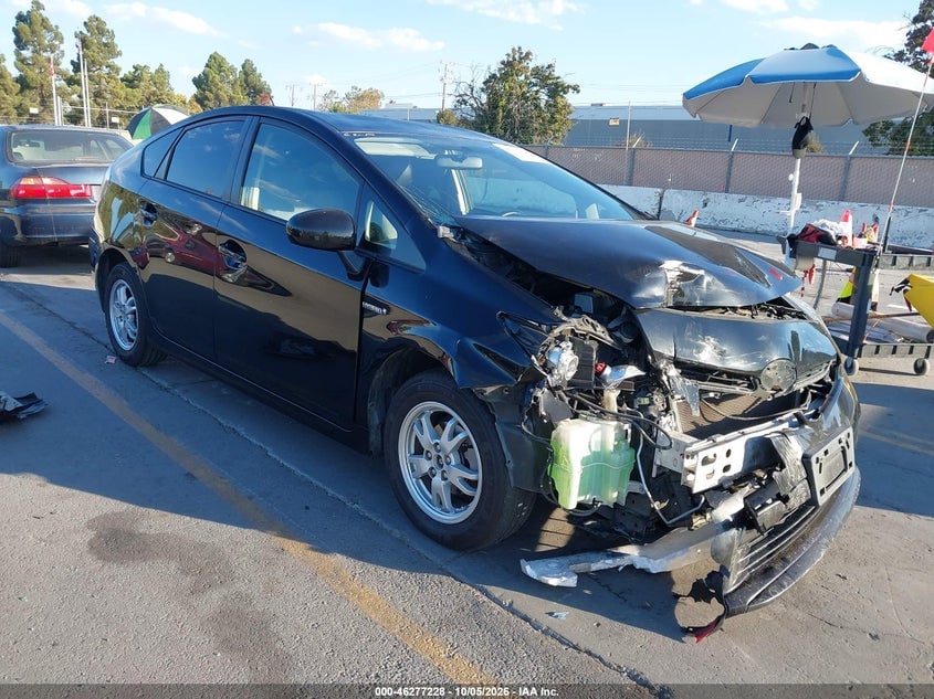 2013 TOYOTA PRIUS THREE SE | JTDKN3DU9D5590944 | UPCARS