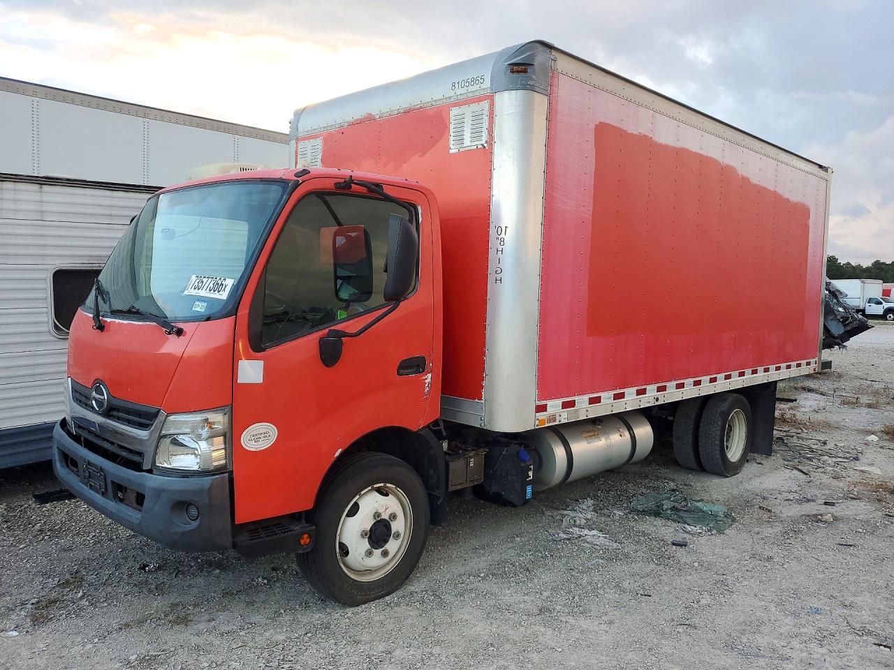 2018 HINO ALL OTHER - BOX TRUCK | JHHSDM2H1JK006240 | UPCARS