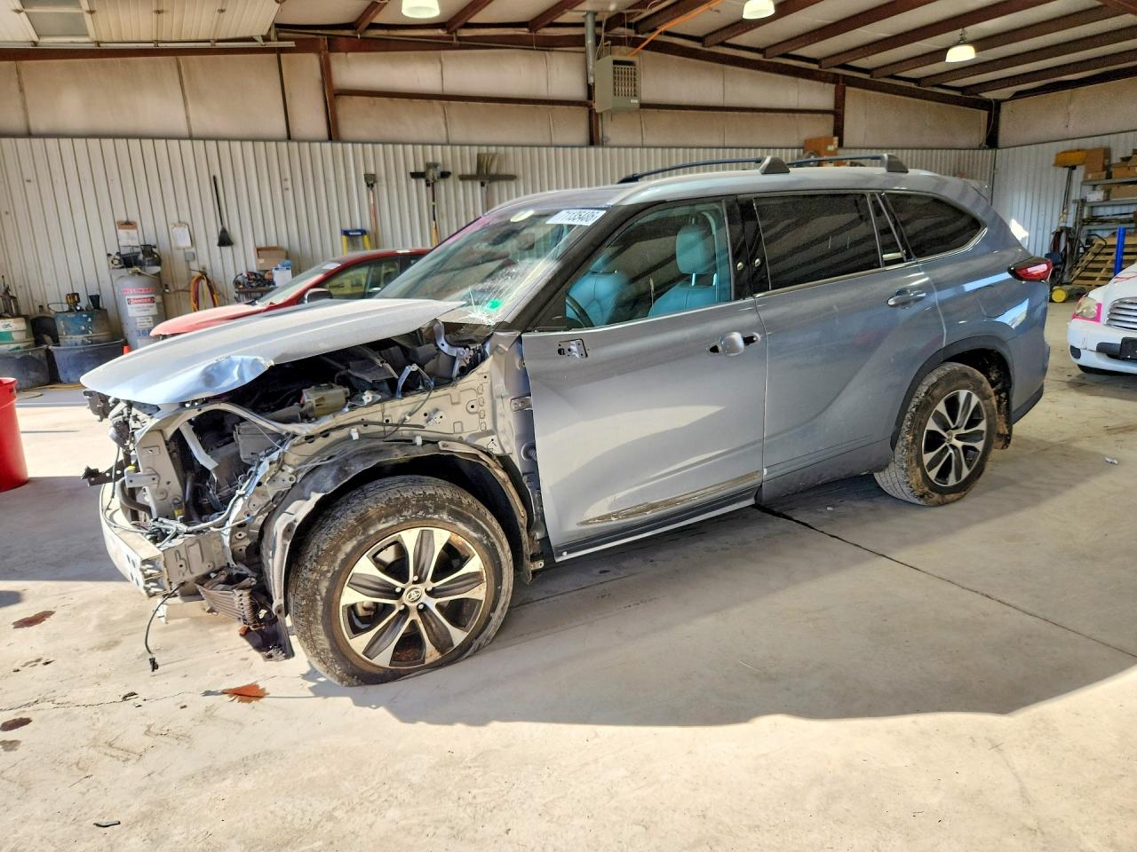 2022 TOYOTA HIGHLANDER XLE | 5TDGBRCH8NS081946 | UPCARS