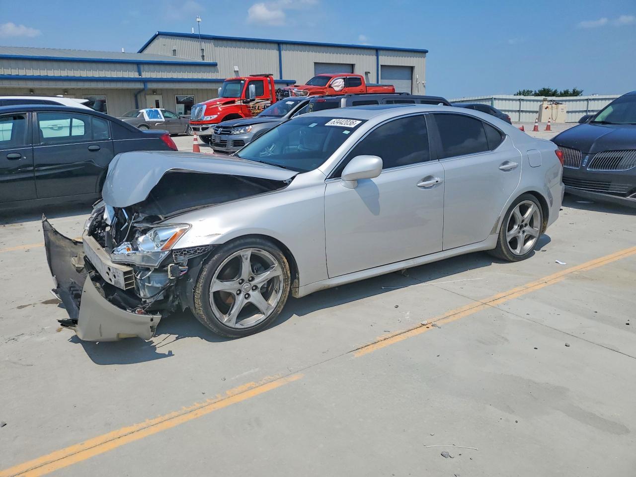 2007 LEXUS IS BASE | JTHBK262372048533 | UPCARS