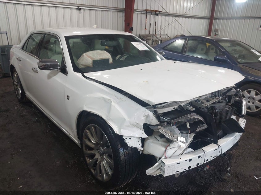 2013 CHRYSLER 300 MOTOWN | 2C3CCAAG6DH743130 | UPCARS