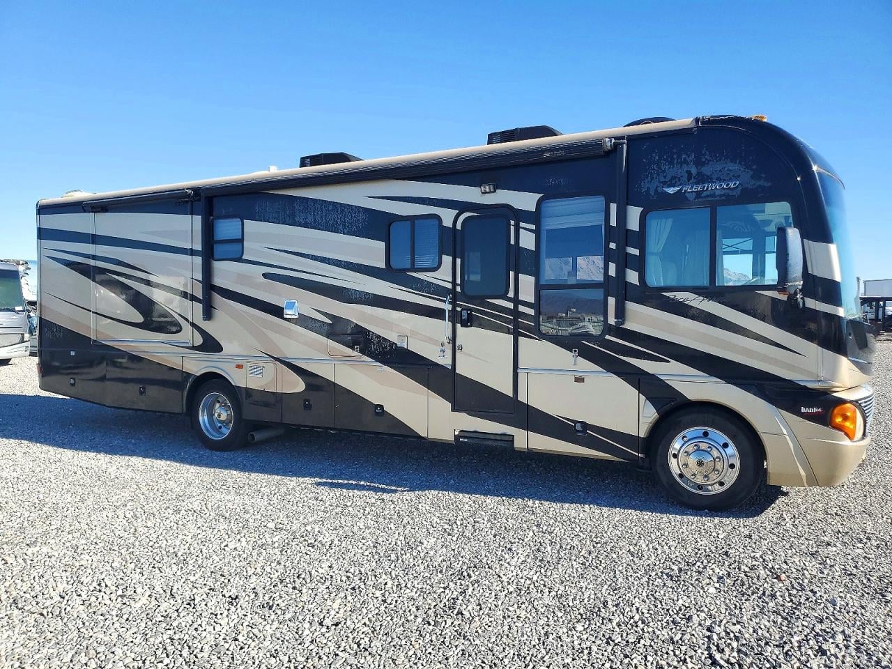2007 FLEETWOOD F550 RV | 1F6NF53Y670A05106 | UPCARS