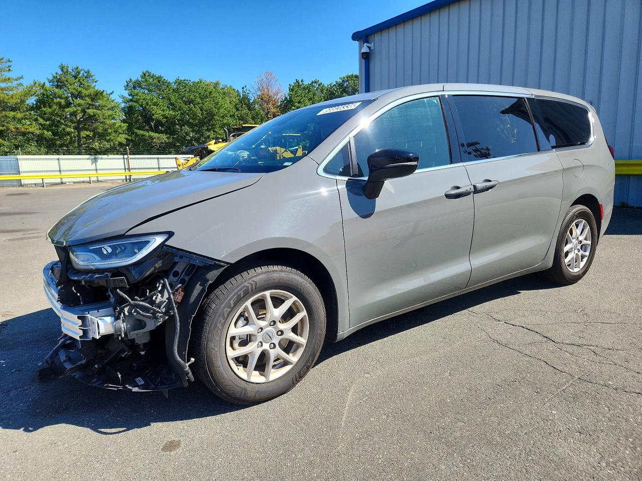 2025 CHRYSLER PACIFICA SELECT | 2C4RC1BG2SR504511 | UPCARS