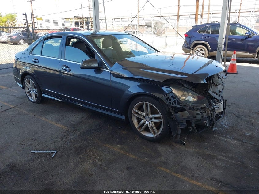 2013 MERCEDES-BENZ C 250 SPORT | WDDGF4HB9DR258504 | UPCARS
