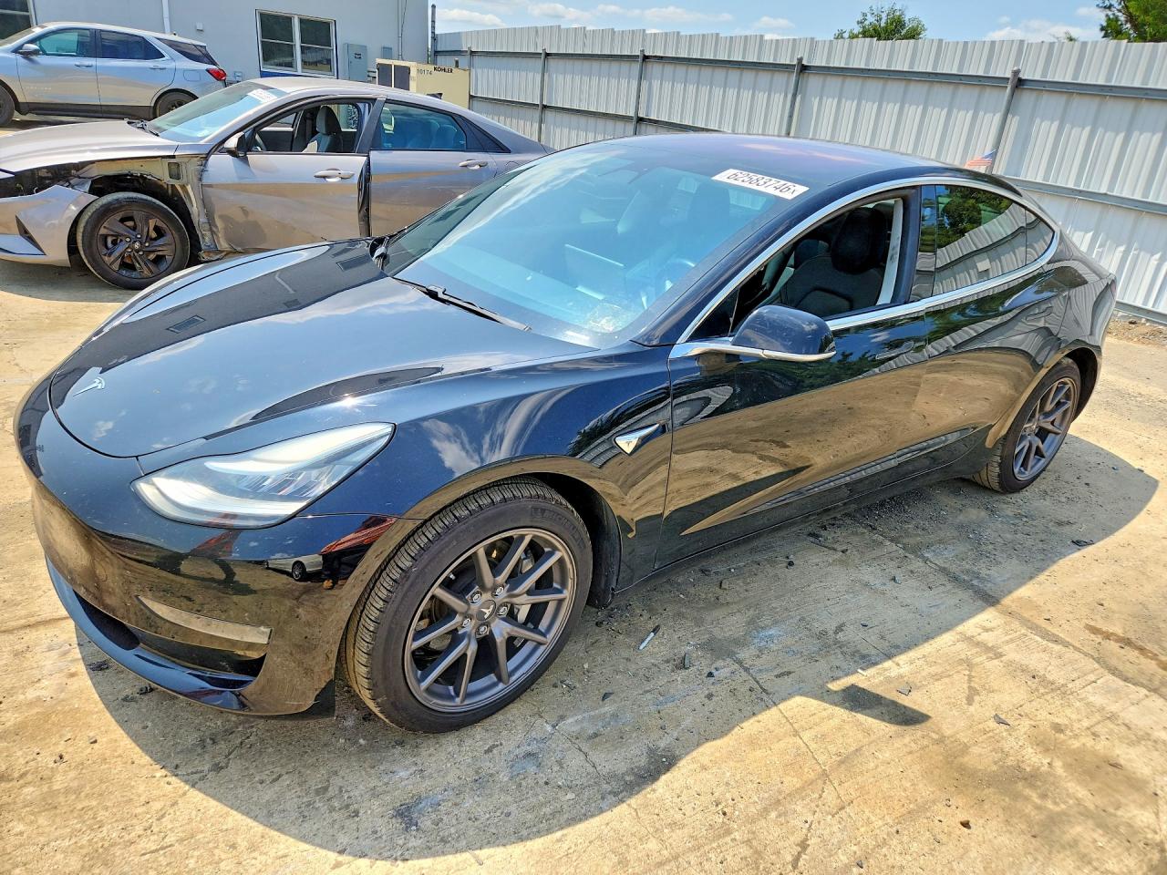 2018 TESLA MODEL 3 | 5YJ3E1EAXJF152554 | UPCARS