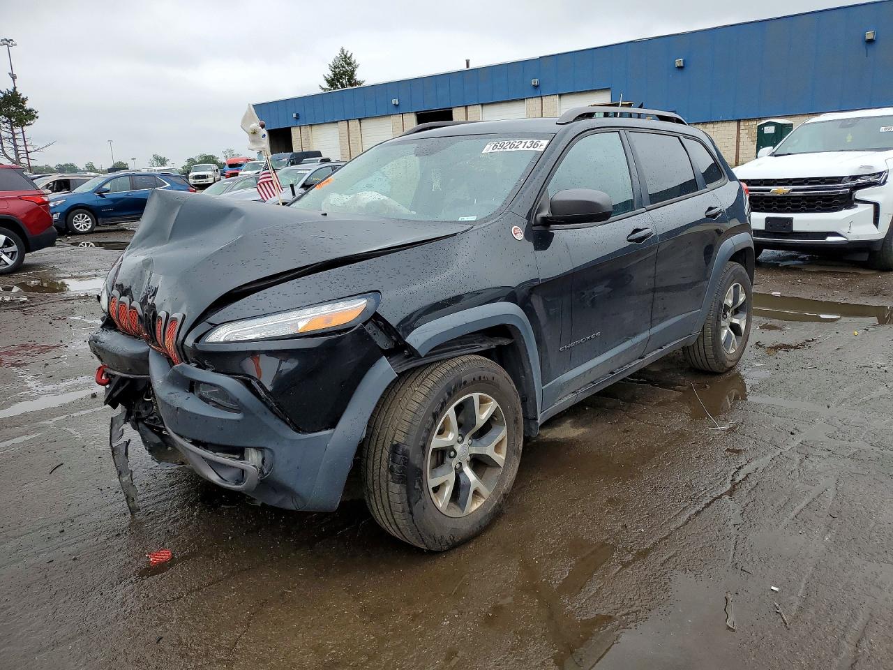 2016 JEEP CHEROKEE TRAILHAWK | 1C4PJMBBXGW283242 | UPCARS