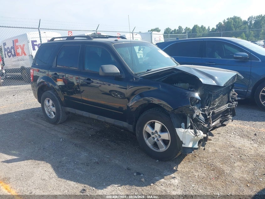2010 FORD ESCAPE XLT | 1FMCU0DG7AKB40198 | UPCARS
