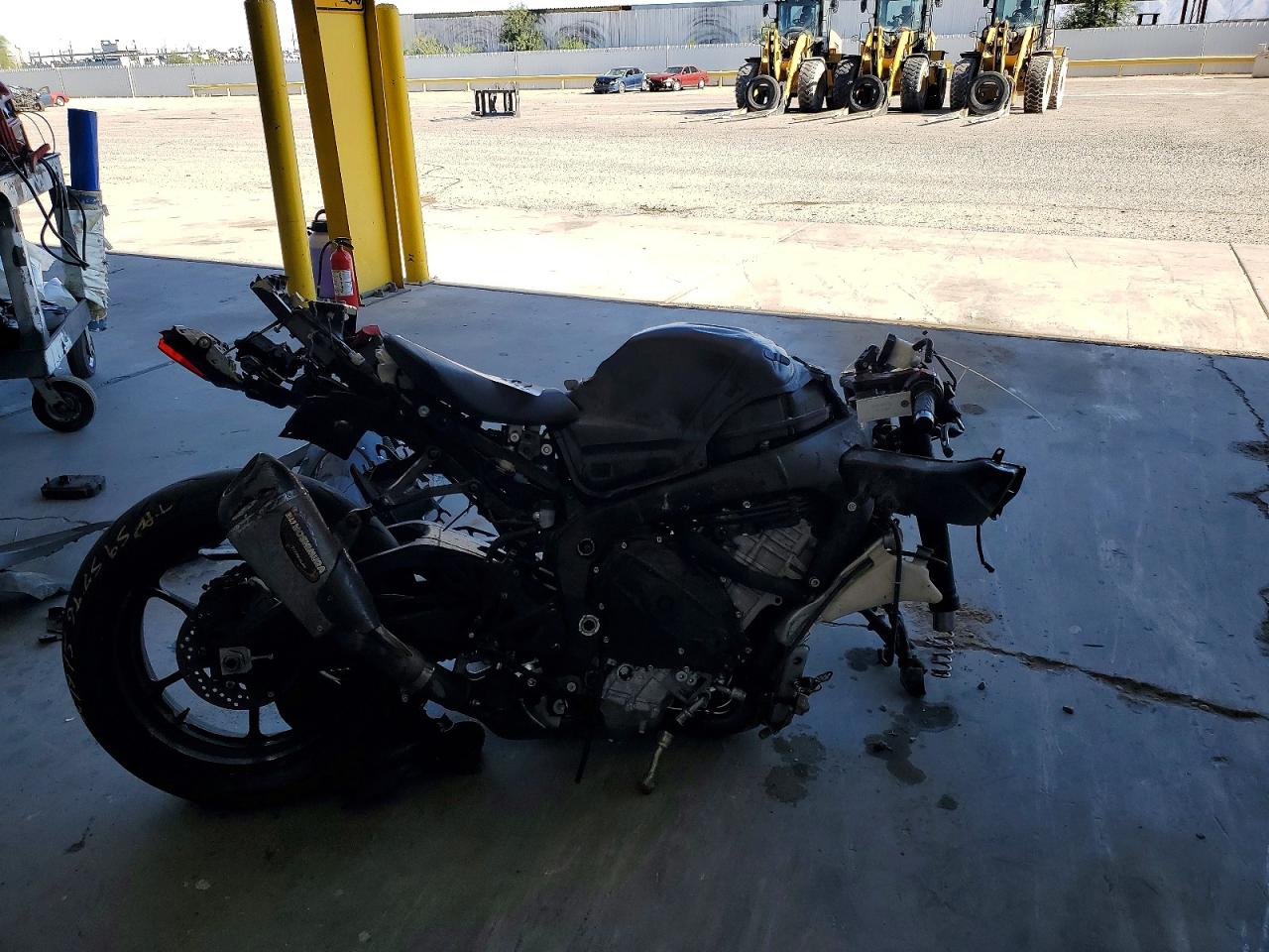 2021 SUZUKI GSXR1000 | JS1DM11FXM7100015 | UPCARS