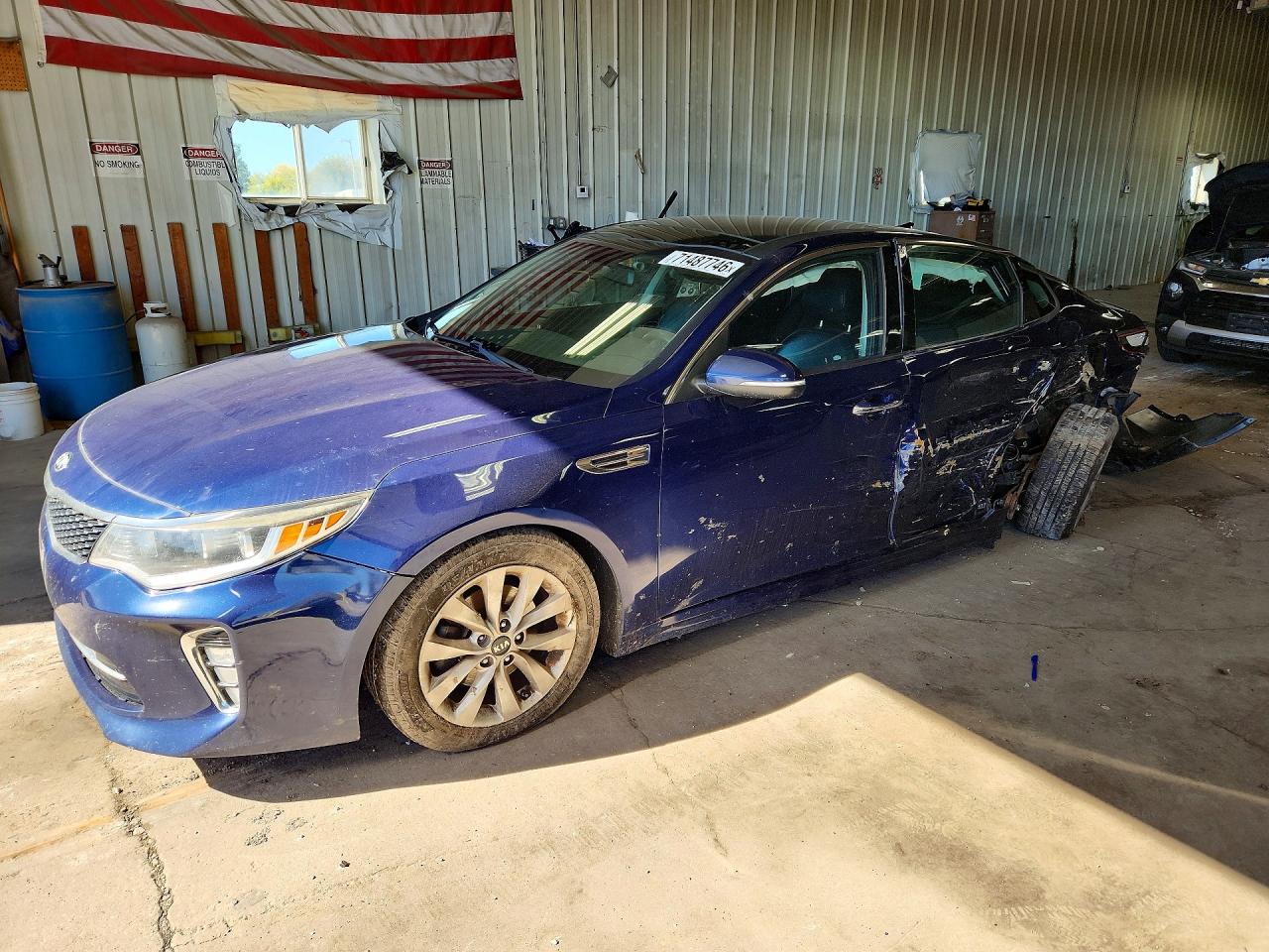 2018 KIA OPTIMA S | 5XXGT4L38JG250203 | UPCARS