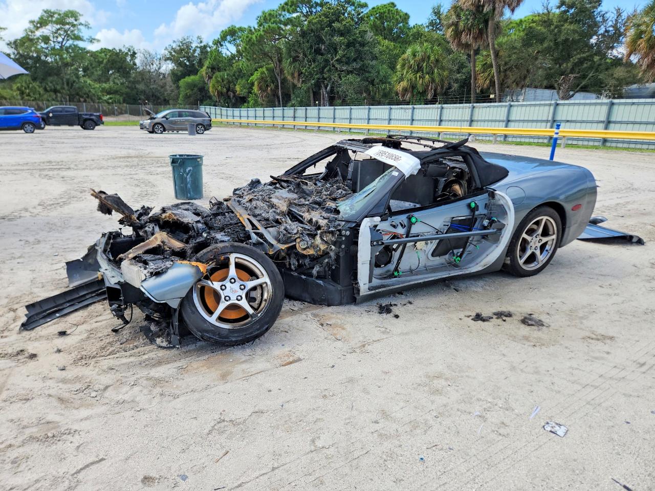 2004 CHEVROLET CORVETTE | 1G1YY32G545100782 | UPCARS