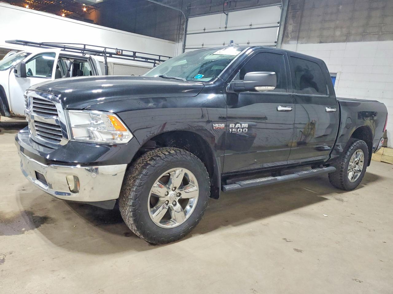 2016 RAM 1500 SLT | 3C6RR7LT0GG266577 | UPCARS