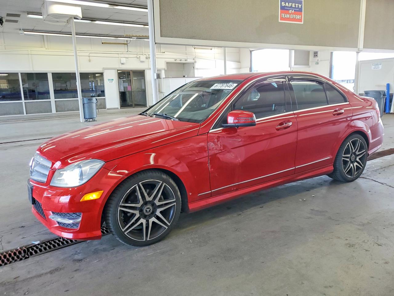 2013 MERCEDES-BENZ C-CLASS 250 | WDDGF4HB6DR284283 | UPCARS