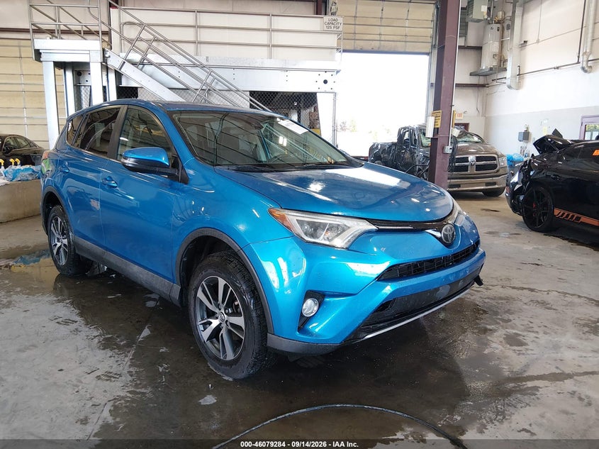 2018 TOYOTA RAV4 XLE | 2T3RFREV7JW813542 | UPCARS