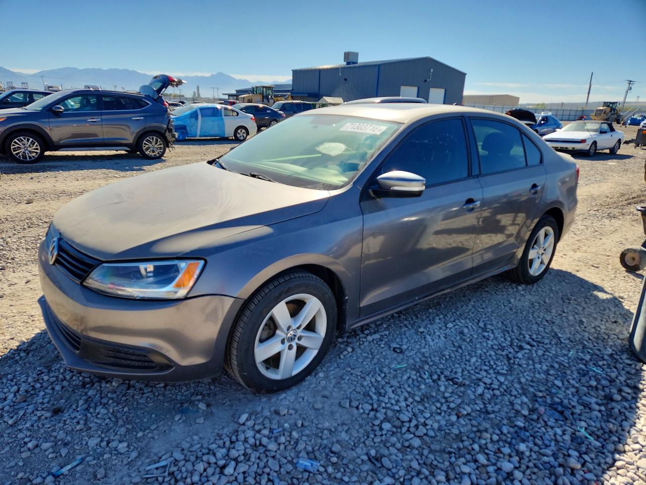 2011 VOLKSWAGEN JETTA TDI | 3VWLL7AJ2BM086252 | UPCARS