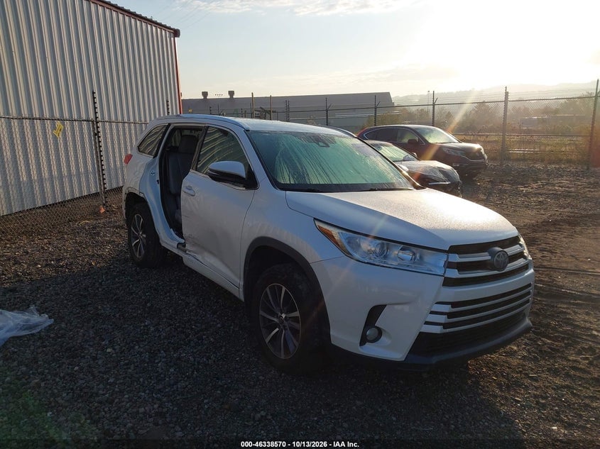 2017 TOYOTA HIGHLANDER XLE | 5TDJZRFH5HS400463 | UPCARS