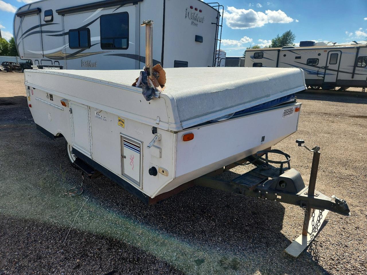 2001 FOREST RIVER FLAGSTAFF CAMPING TRAILER | 4X4CFS6111D049171 | UPCARS