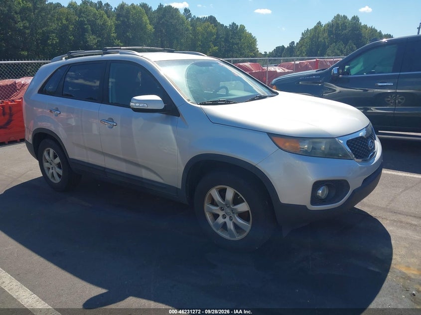 2012 KIA SORENTO LX | 5XYKT3A60CG237316 | UPCARS
