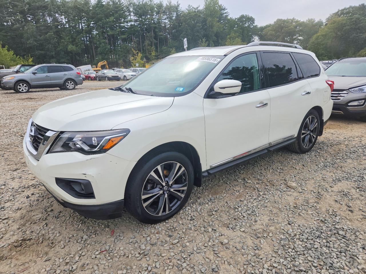 2017 NISSAN PATHFINDER PLATINUM | 5N1DR2MM1HC646430 | UPCARS