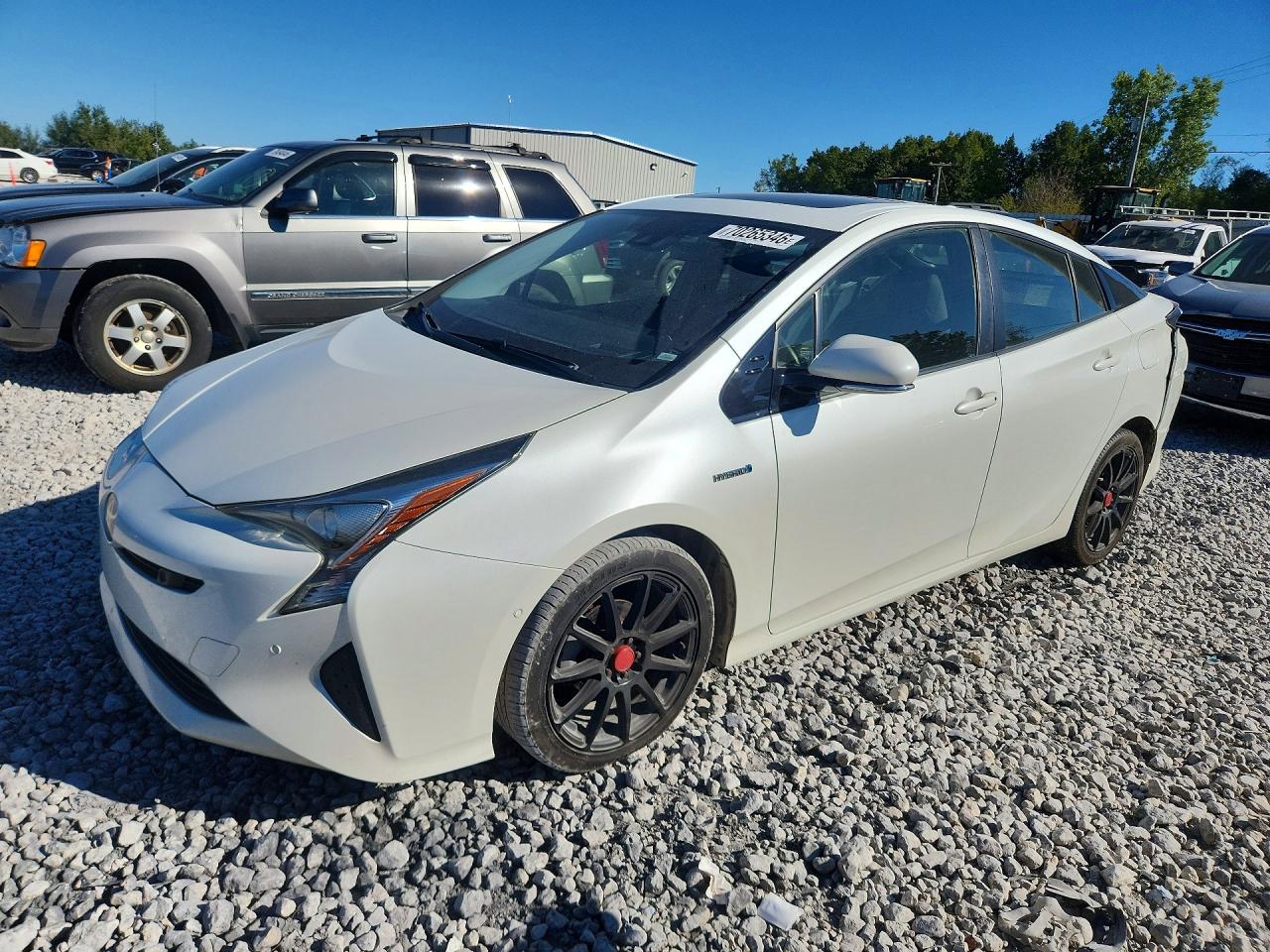 2017 TOYOTA PRIUS THREE | JTDKARFU6H3042431 | UPCARS