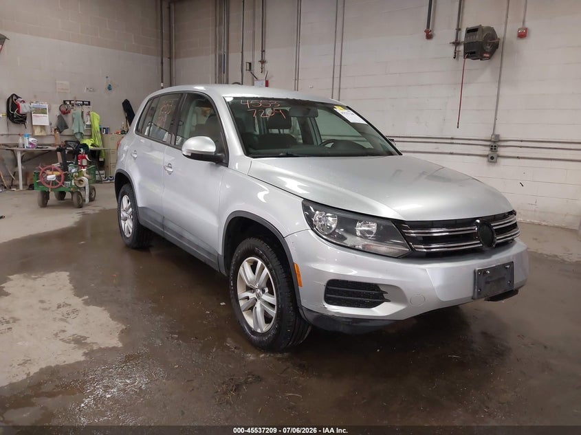 2013 VOLKSWAGEN TIGUAN S | WVGBV7AX3DW526801 | UPCARS