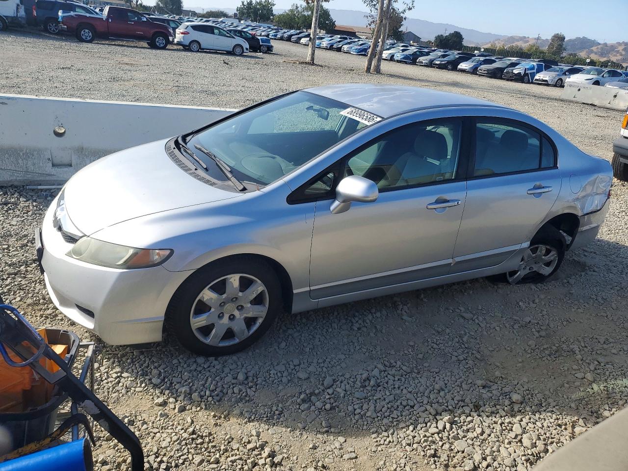 2010 HONDA CIVIC LX | 2HGFA1F51AH588487 | UPCARS