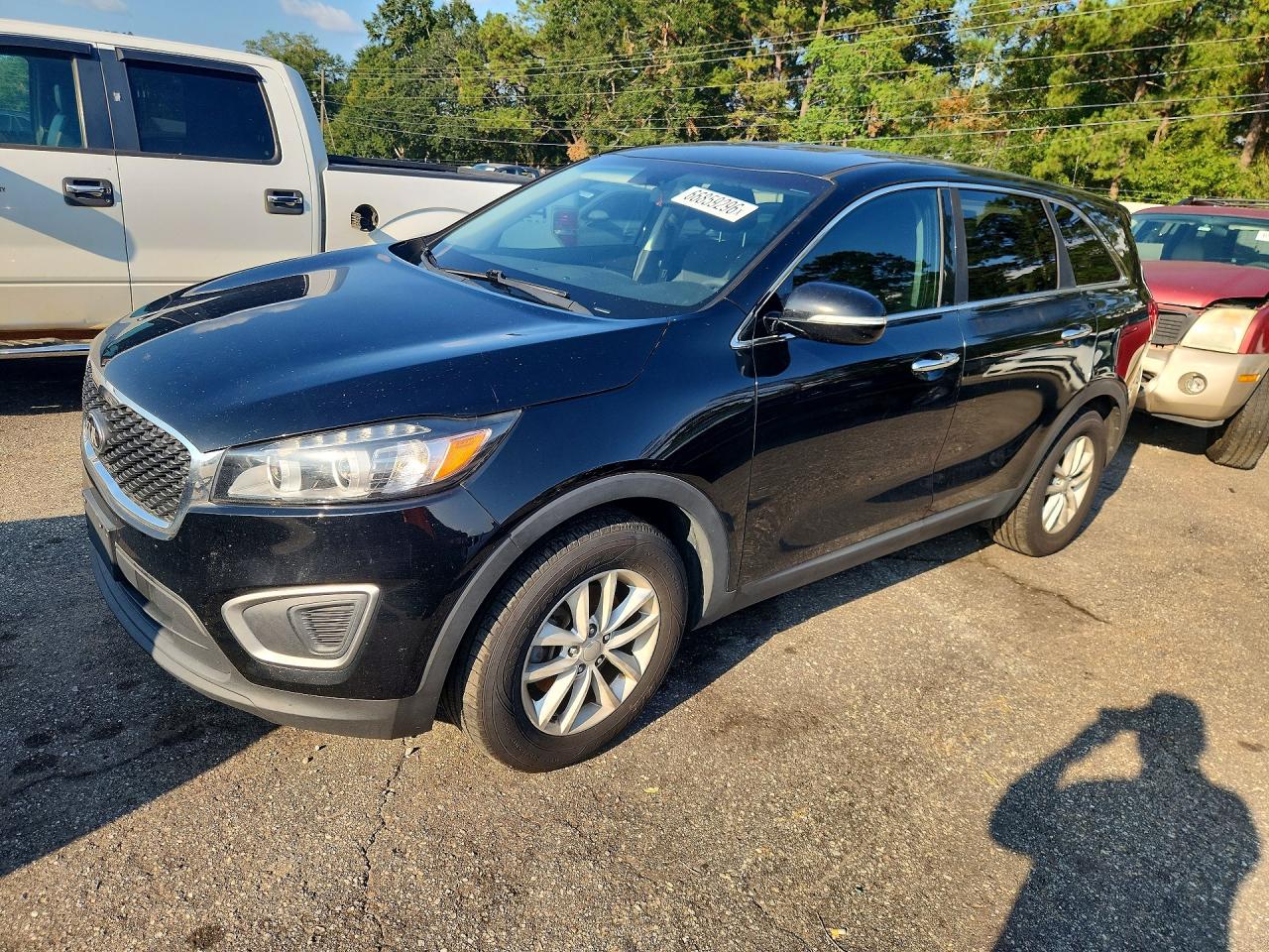 2016 KIA SORENTO L | 5XYPG4A36GG087529 | UPCARS