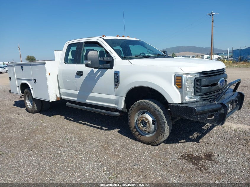 2019 FORD F-350 CHASSIS XL | 1FD8X3H64KED43713 | UPCARS