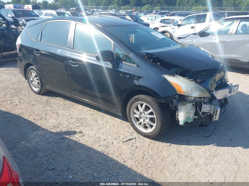 2013 TOYOTA PRIUS V THREE | JTDZN3EU8D3199261 | UPCARS