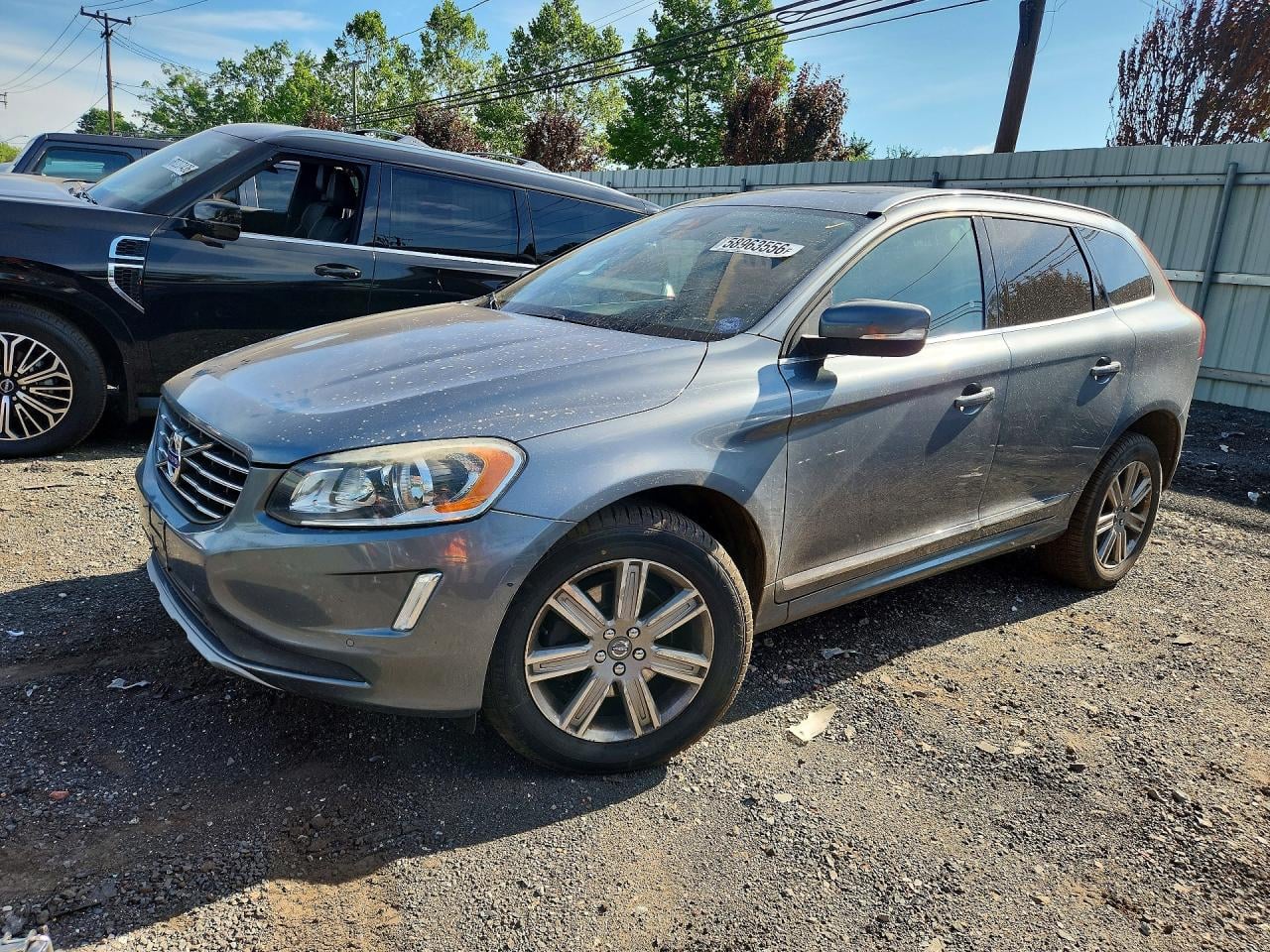2017 VOLVO XC60 T5 INSCRIPTION | YV440MRU2H2082289 | UPCARS
