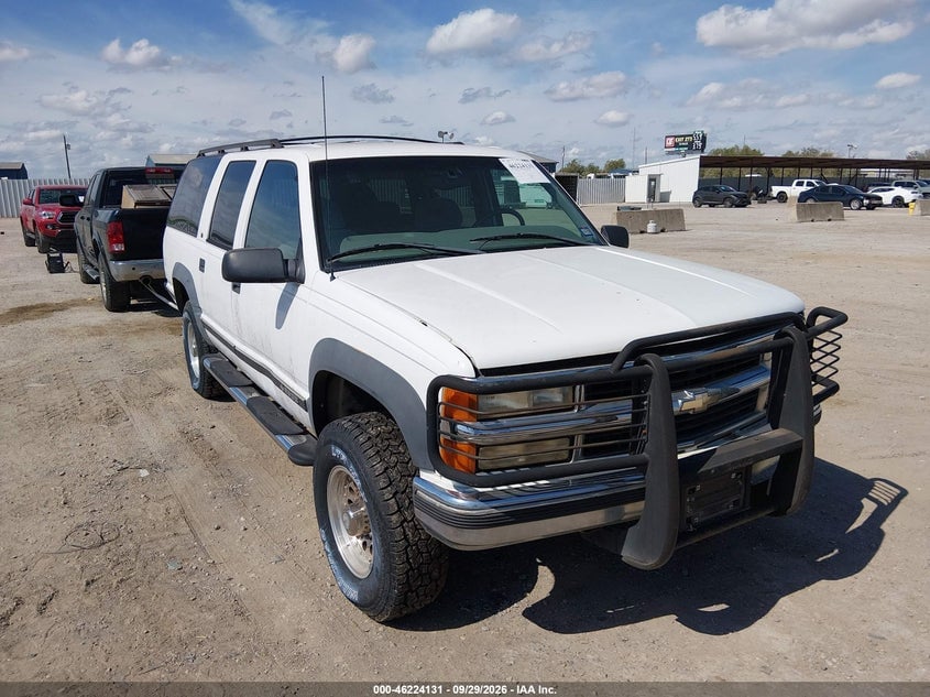 1999 CHEVROLET SUBURBAN K2500 | 3GNGK26J6XG247122 | UPCARS