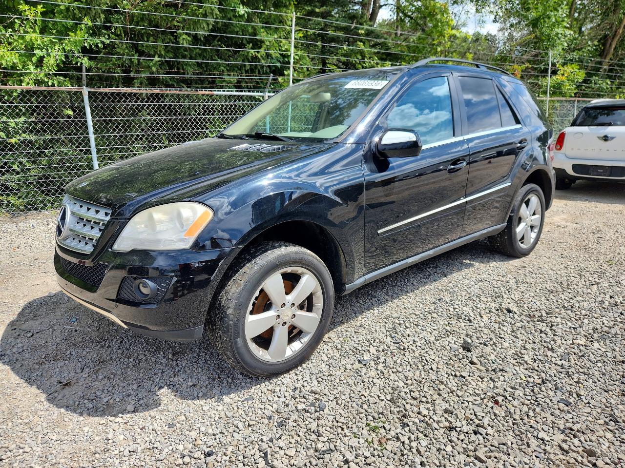 2010 MERCEDES-BENZ M-CLASS 350 4MATIC | 4JGBB8GB6AA575851 | UPCARS
