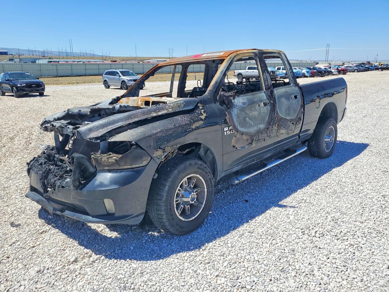 2018 RAM 1500 ST | 1C6RR6FG5JS341766 | UPCARS
