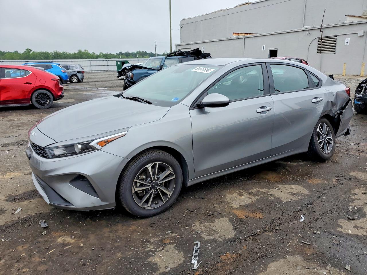 2024 KIA FORTE LXS | 3KPF24AD7RE717979 | UPCARS