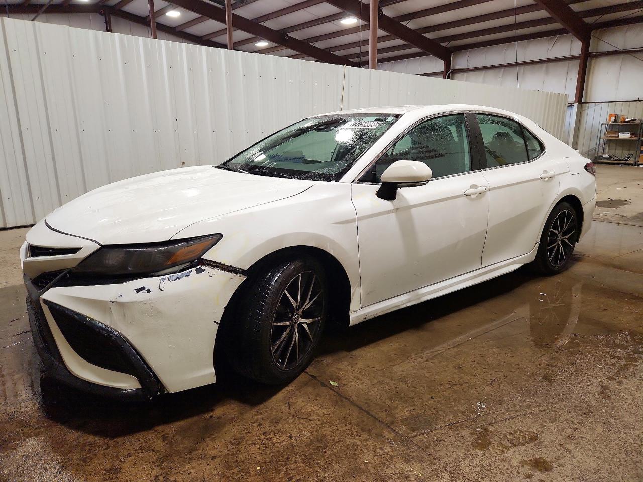 2022 TOYOTA CAMRY SE | 4T1G11AK8NU628899 | UPCARS