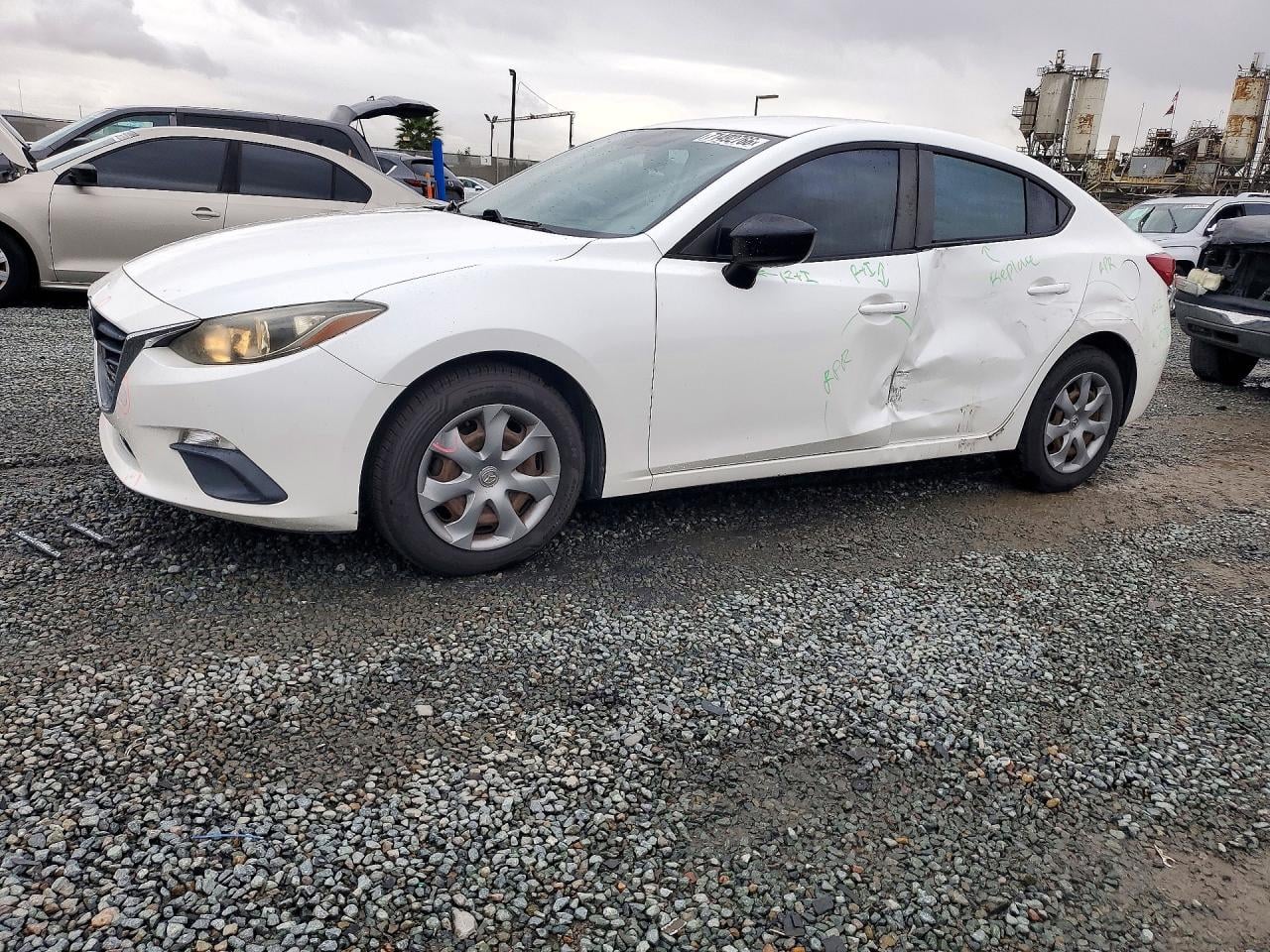 2015 MAZDA 3 SV | JM1BM1T72F1245848 | UPCARS