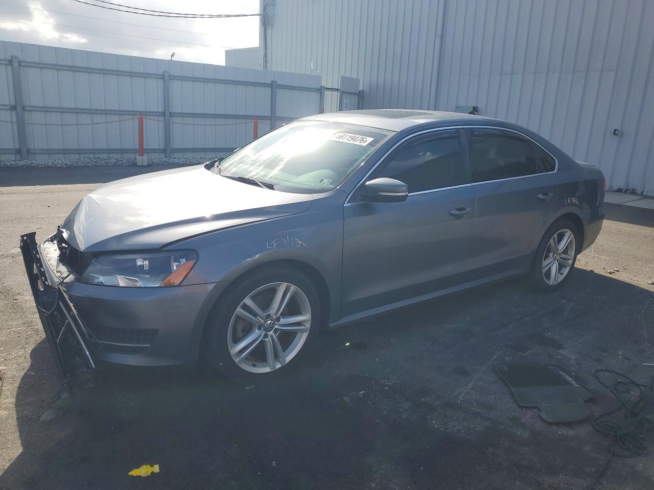 2015 VOLKSWAGEN PASSAT SE | 1VWBV7A32FC032139 | UPCARS
