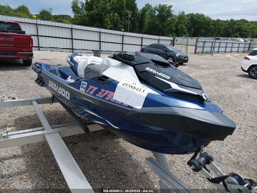 2023 SEADOO GTX-300 LIMITED | YDV44732L223 | UPCARS