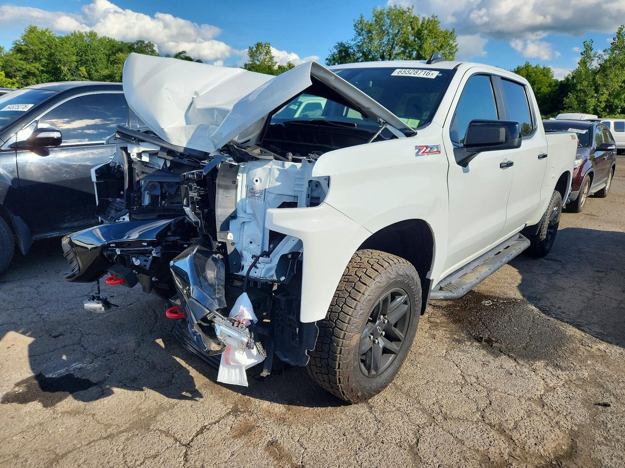 2021 CHEVROLET SILVERADO K1500 LT TRAIL BOSS | 1GCPYFED7MZ438408 | UPCARS