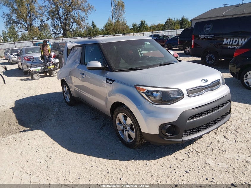 2017 KIA SOUL | KNDJN2A2XH7476387 | UPCARS