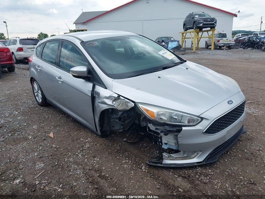 2016 FORD FOCU SE | 1FADP3K27GL279166 | UPCARS