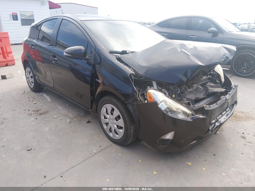 2013 TOYOTA PRIUS C THREE | JTDKDTB33D1050431 | UPCARS