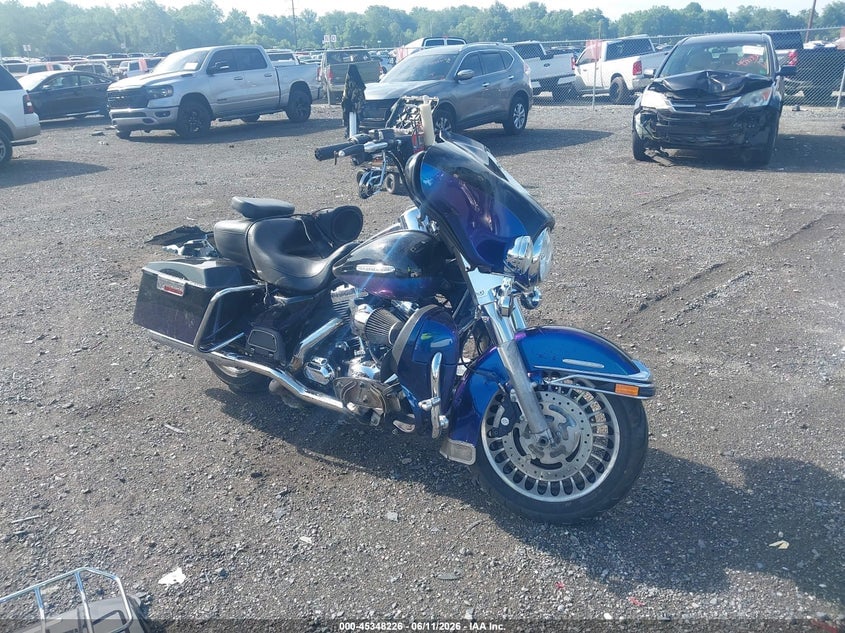 2010 HARLEY-DAVIDSON FLHTK | 1HD1KEM1XAB674045 | UPCARS
