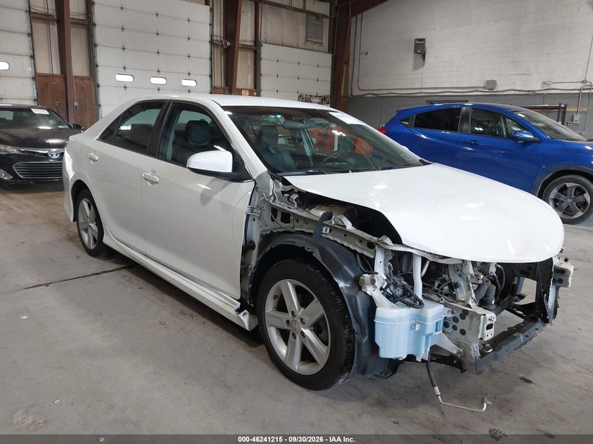 2014 TOYOTA CAMRY SE | 4T1BF1FK8EU759058 | UPCARS