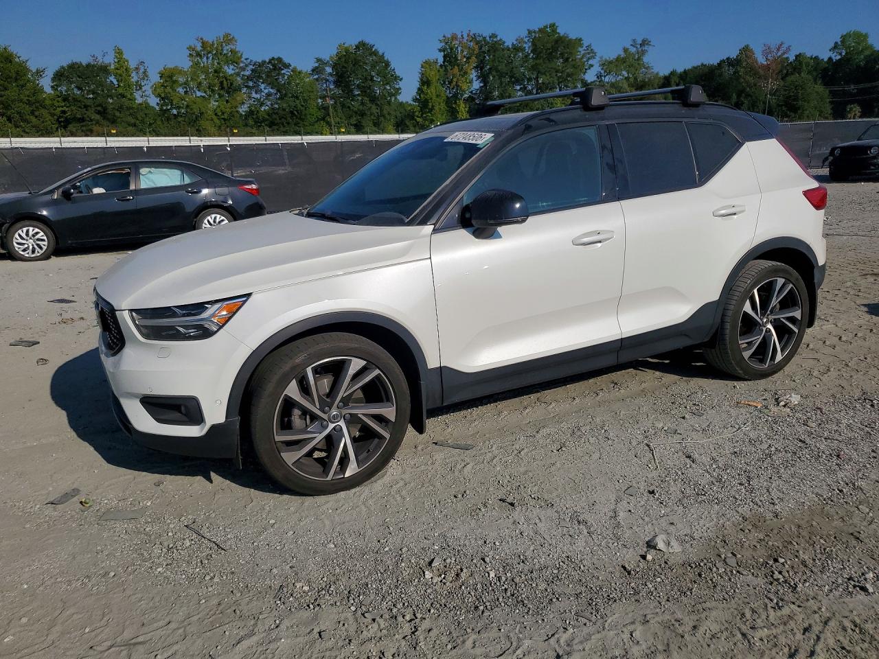 2021 VOLVO XC40 T5 R-DESIGN | YV4162UMXM2589657 | UPCARS