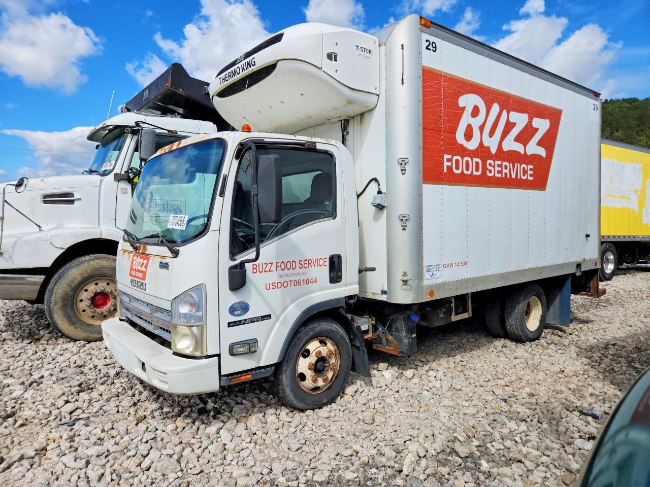 2011 ISUZU NP REFRIGERATED BOX TRUCK | JALC4W160B7000595 | UPCARS