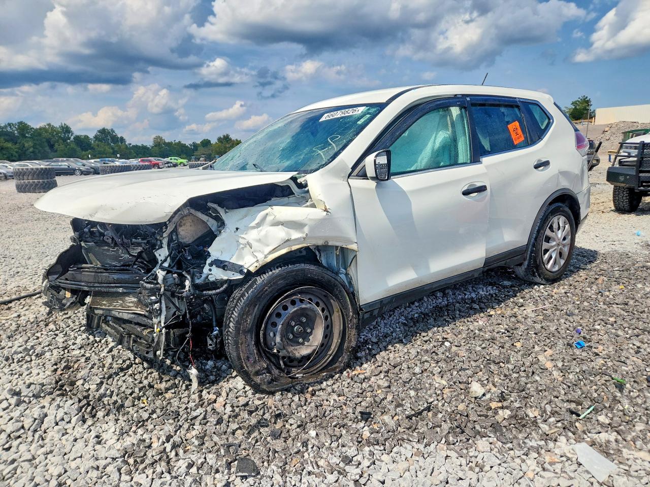 2016 NISSAN ROGUE S | 5N1AT2MT5GC809154 | UPCARS