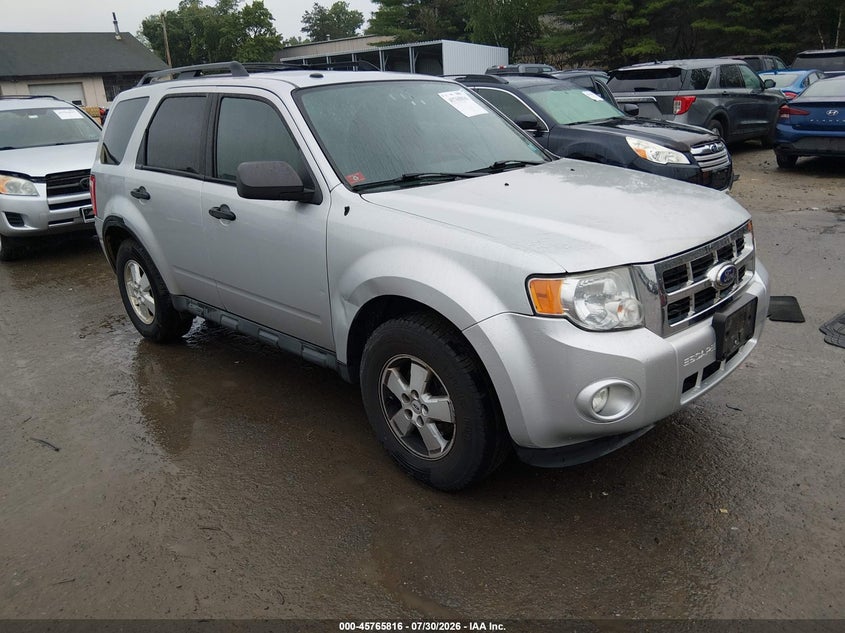 2010 FORD ESCAPE XLT | 1FMCU9DG8AKC81320 | UPCARS