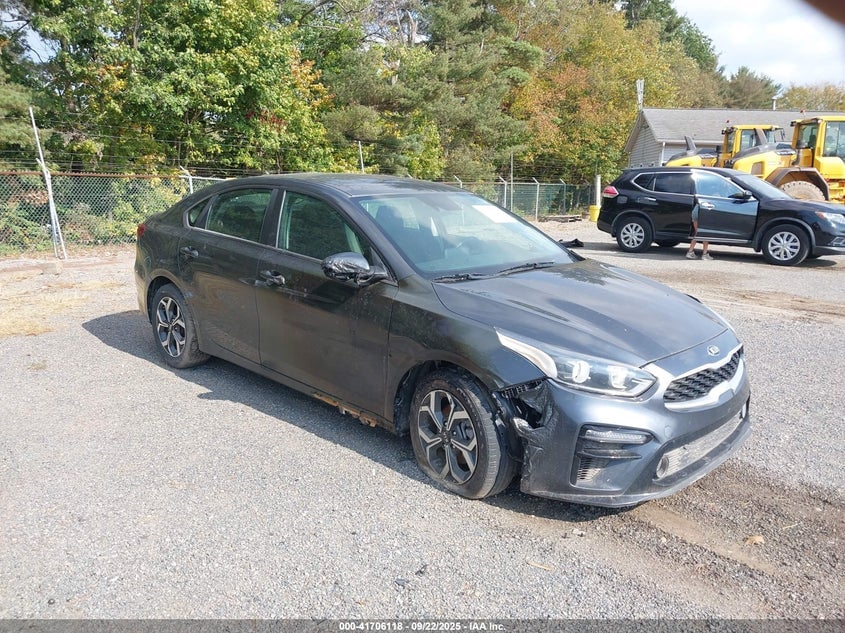 2021 KIA FORTE LXS | 3KPF24AD7ME271180 | UPCARS